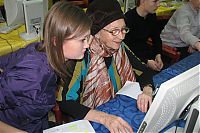 В Хабаровске открылись компьютерные курсы для пенсионеров